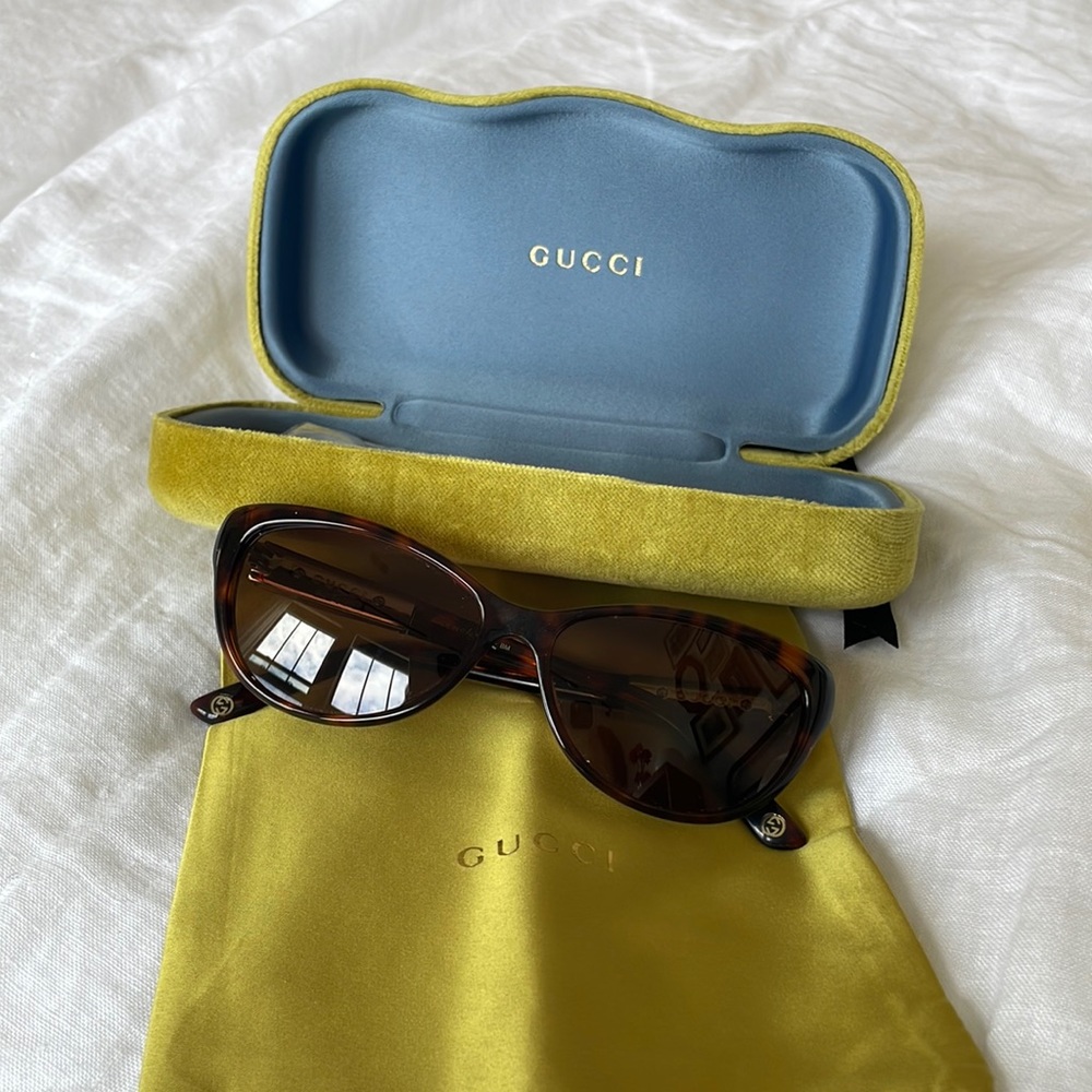 Gucci sunglasses